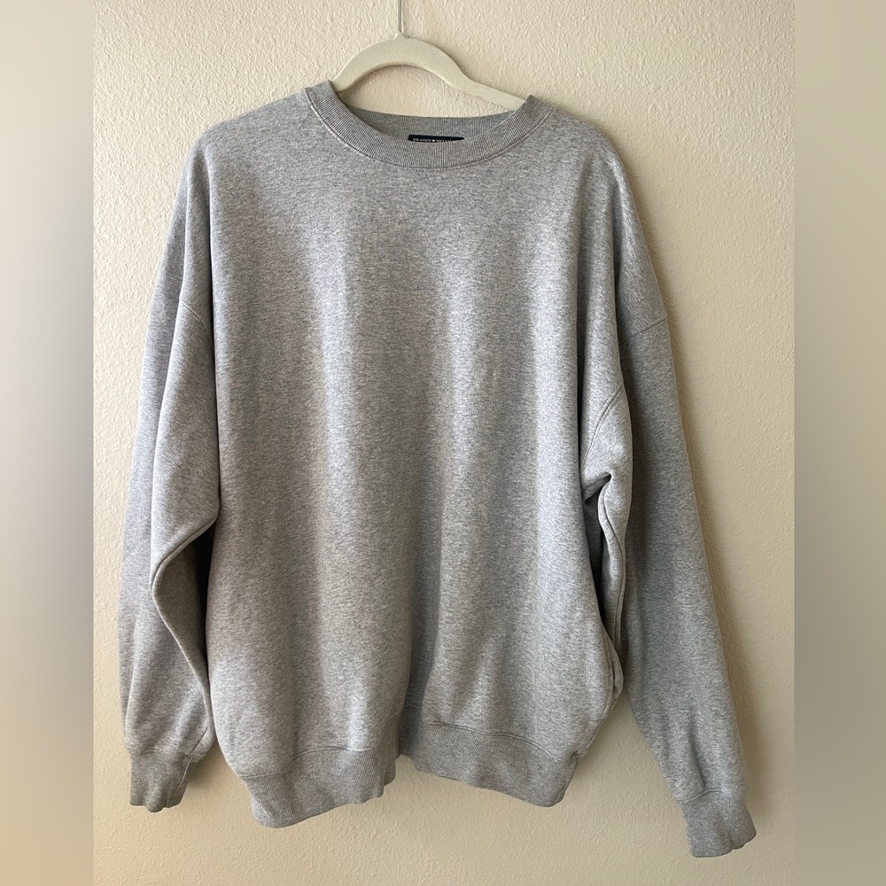 Brandy Melville Gray Sweater
